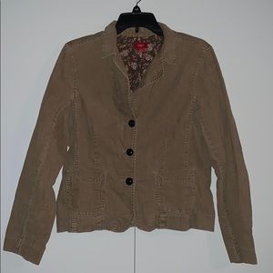 Women’s corduroy blazer.